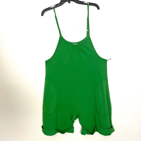 NEW Chelsea Violet Romper Shorts Spring Green Sleeveless One Piece Pockets Sz S - Picture 1 of 7